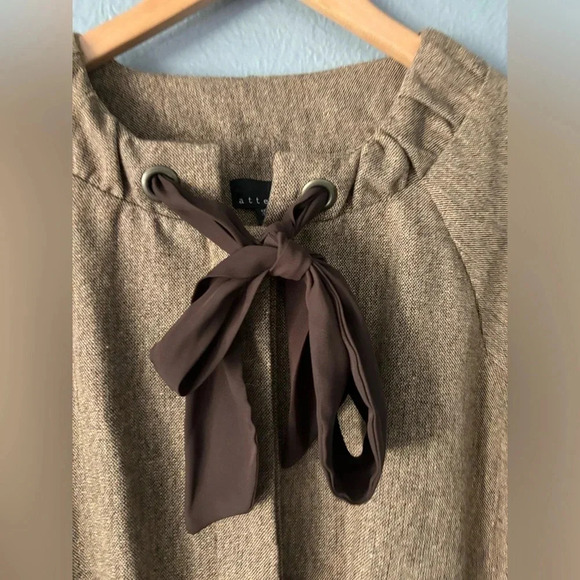 Attention | cropped | bow | tie | button | jacket | M - Picture 9 of 14